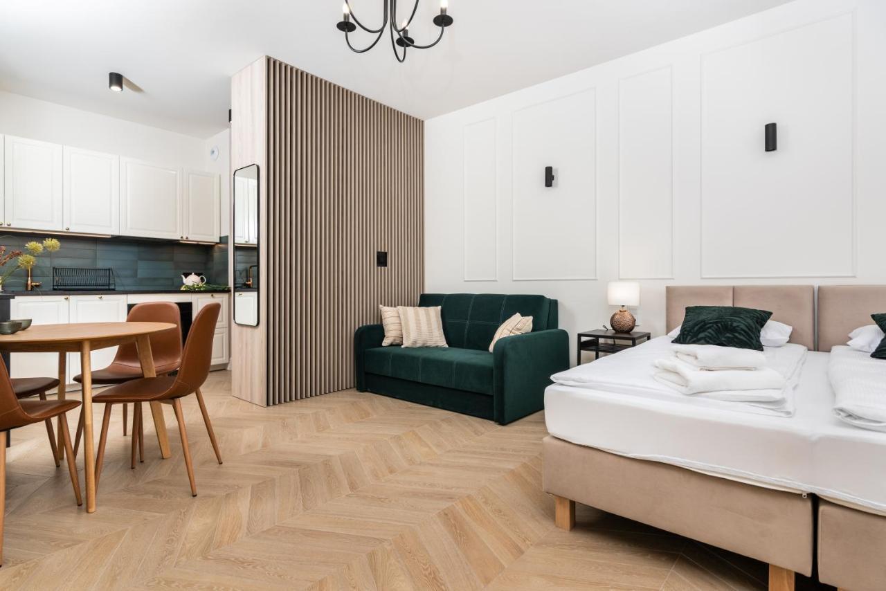 קרקוב Atrium - Old Town Luxury Apartments - By Upstairs מראה חיצוני תמונה