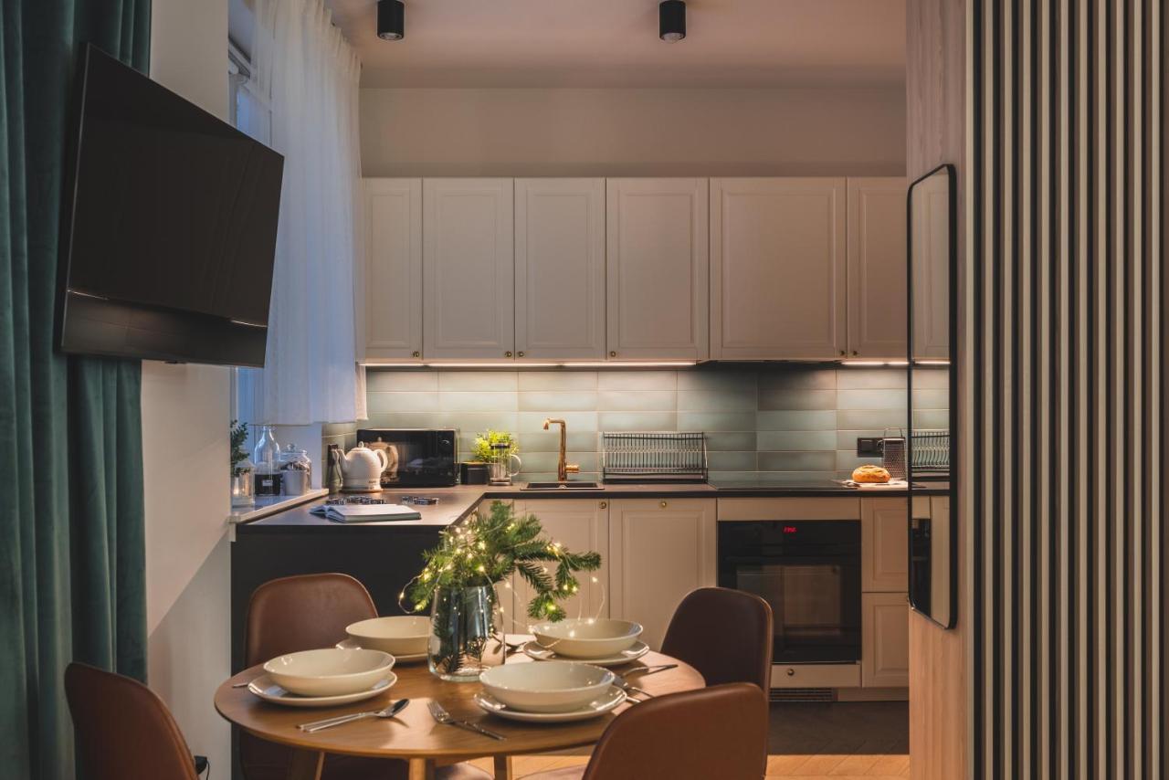 קרקוב Atrium - Old Town Luxury Apartments - By Upstairs מראה חיצוני תמונה