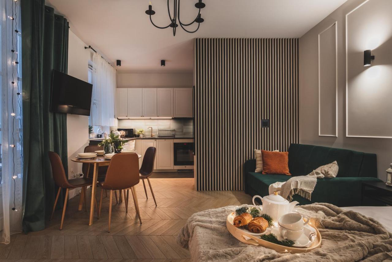 קרקוב Atrium - Old Town Luxury Apartments - By Upstairs מראה חיצוני תמונה